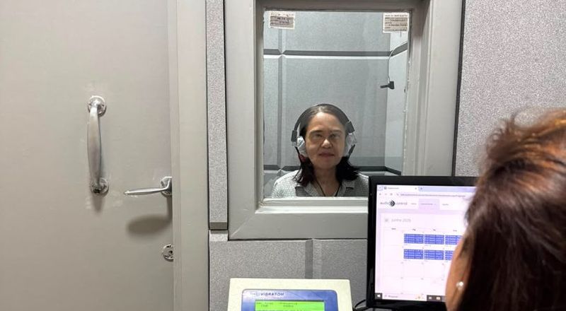 Audiometria ocupacional em cabine acústica